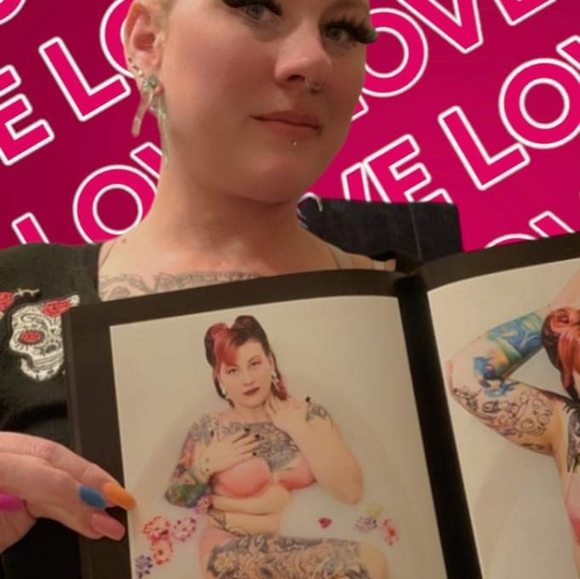 The Pinup Posher! The Handmade Closet Maker! - Picture 9 of 9